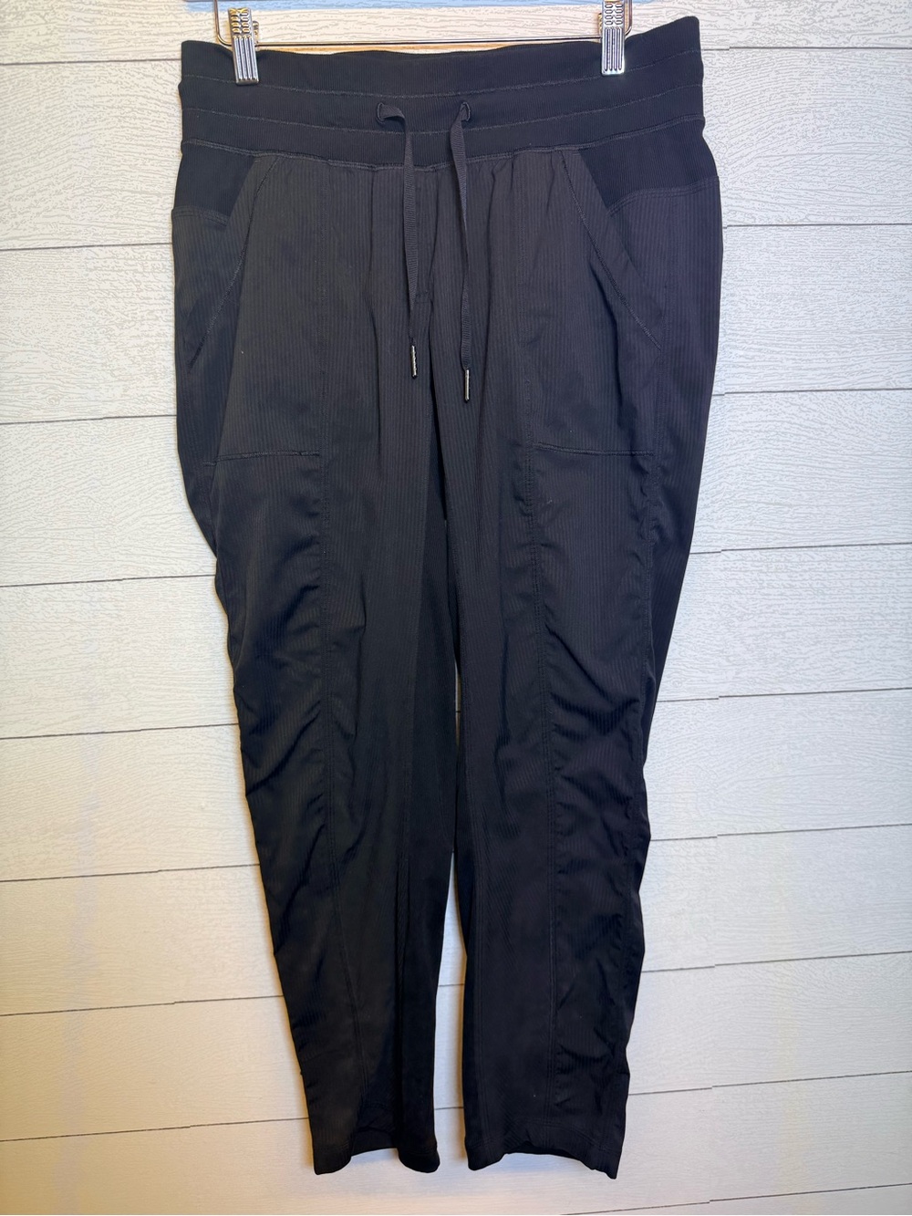 Lululemon Dance Studio Black Jogger Women’s Size 8